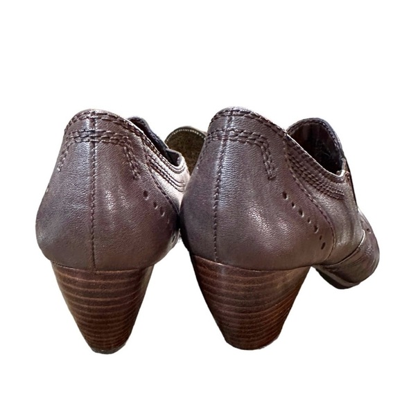 YUU TERESA, BROWN LEATHER, SLOUCH, BOOTIE SHOE. SLIP-ON, ROUND TOE. SIZE 7 1/2M - Picture 4 of 6